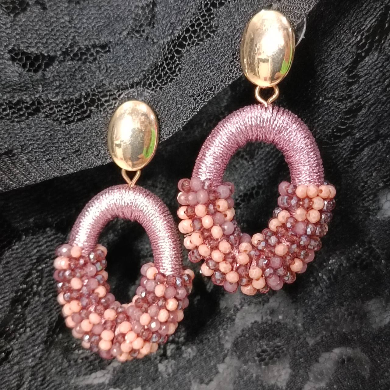 Mauve Mist Beaded Hoops Earrings - Image 4