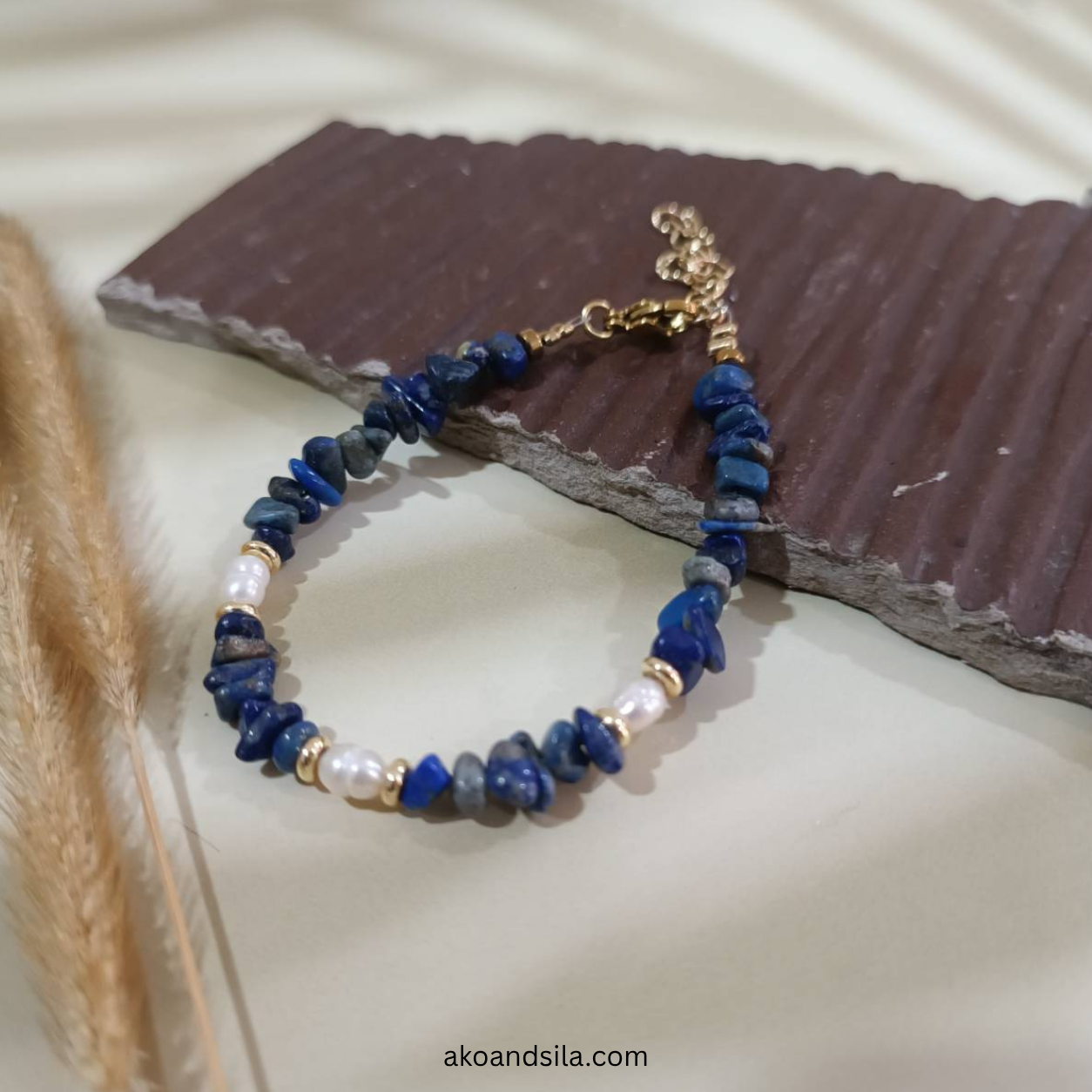 Lapis Lazuli & Freshwater Pearl Bracelet - Image 2