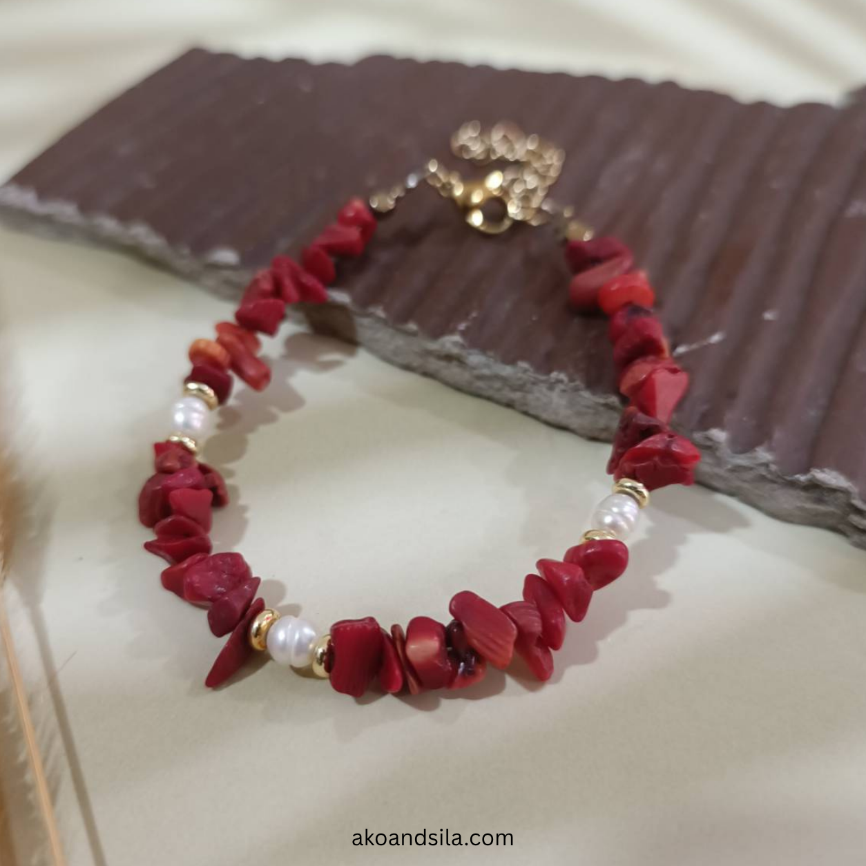 Rouge Coral & Freshwater Pearl Bracelet - Image 3