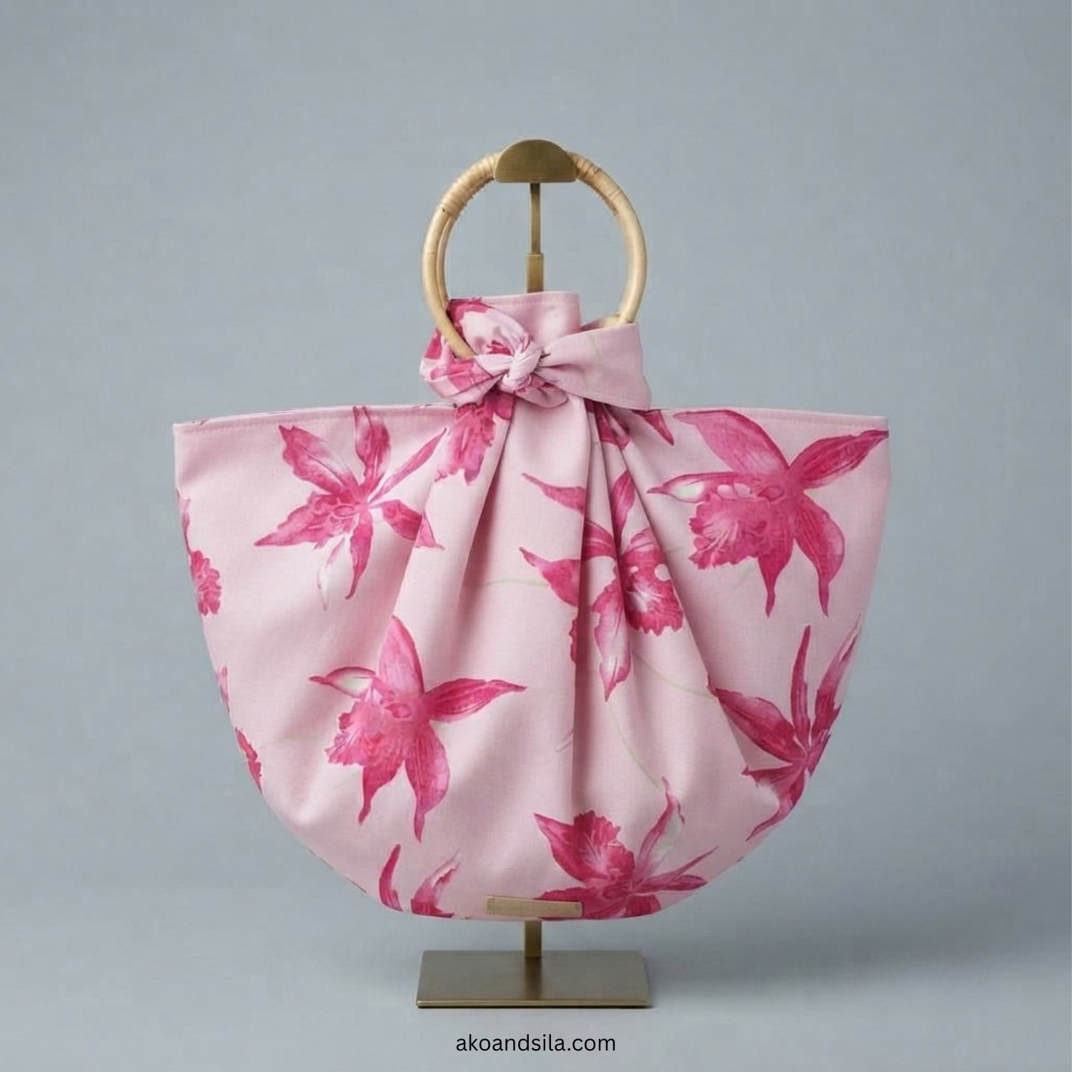 Blush Pink Orchid Linen Knot Bag with Bamboo Handle - Image 6